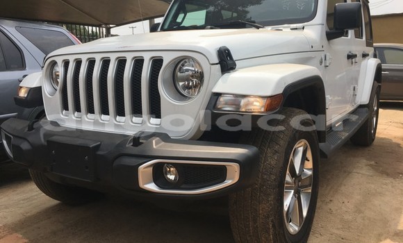 Buy Used Jeep Wrangler White Car in Luanda in Luanda Province Buy Used Jeep Wrangler White Car in Luanda in Luanda Province