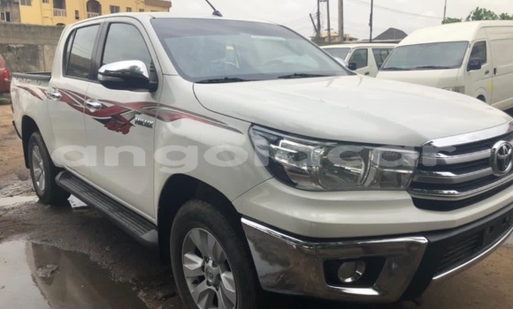 Buy Used Toyota Hilux White Car in Luanda in Luanda Province Buy Used Toyota Hilux White Car in Luanda in Luanda Province