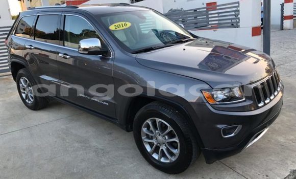 Buy Used Jeep Cherokee Black Car in Luanda in Luanda Province Buy Used Jeep Cherokee Black Car in Luanda in Luanda Province