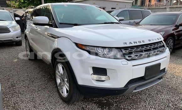 Buy Used Land Rover Range Rover White Car in Luanda in Luanda Province Buy Used Land Rover Range Rover White Car in Luanda in Luanda Province