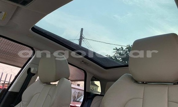 Buy Used Land Rover Range Rover White Car in Luanda in Luanda Province Buy Used Land Rover Range Rover White Car in Luanda in Luanda Province