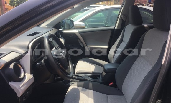 Acheter Occasion Voiture Toyota RAV4 Noir à Luanda, Province de Luanda Acheter Occasion Voiture Toyota RAV4 Noir à Luanda, Province de Luanda