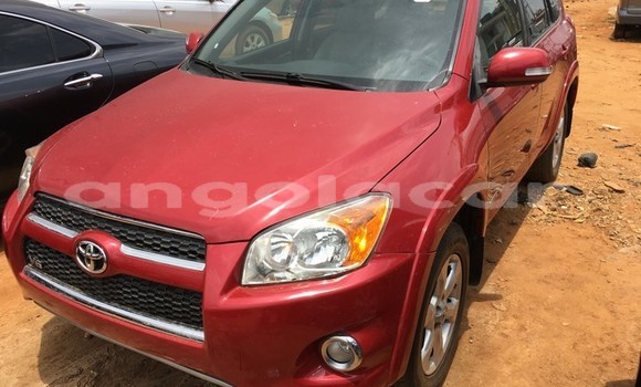 Comprar Usado Toyota RAV4 Vermelho Carro em Luanda em Luanda Province