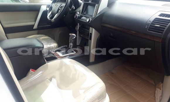 Comprar Usado Toyota Land Cruiser Branco Carro em Luanda em Luanda Province Comprar Usado Toyota Land Cruiser Branco Carro em Luanda em Luanda Province