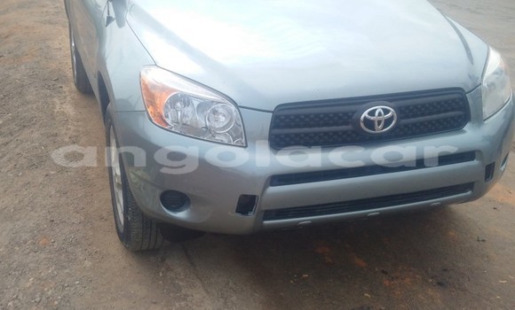Acheter Occasion Voiture Toyota RAV4 Gris à Luanda, Province de Luanda Acheter Occasion Voiture Toyota RAV4 Gris à Luanda, Province de Luanda