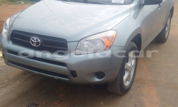 Comprar Usado Toyota RAV4 Prata Carro em Luanda em Luanda Province Comprar Usado Toyota RAV4 Prata Carro em Luanda em Luanda Province