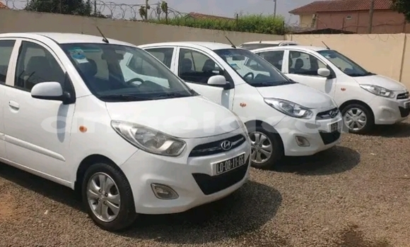 Buy Used Hyundai i10 White Car in Luanda in Luanda Province Buy Used Hyundai i10 White Car in Luanda in Luanda Province