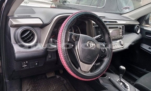 Acheter Occasion Voiture Toyota RAV4 Noir à Luanda, Province de Luanda Acheter Occasion Voiture Toyota RAV4 Noir à Luanda, Province de Luanda