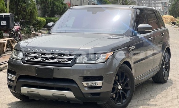 Buy Used Land Rover Range Rover Black Car in Luanda in Luanda Province Buy Used Land Rover Range Rover Black Car in Luanda in Luanda Province