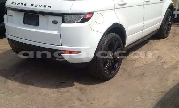 Acheter Occasion Voiture Land Rover Range Rover Vogue Blanc à Luanda, Province de Luanda Acheter Occasion Voiture Land Rover Range Rover Vogue Blanc à Luanda, Province de Luanda