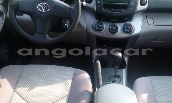 Comprar Usado Toyota RAV4 Prata Carro em Luanda em Luanda Province Comprar Usado Toyota RAV4 Prata Carro em Luanda em Luanda Province