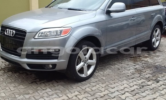 Acheter Occasion Voiture Audi Q7 Gris à Luanda, Province de Luanda Acheter Occasion Voiture Audi Q7 Gris à Luanda, Province de Luanda