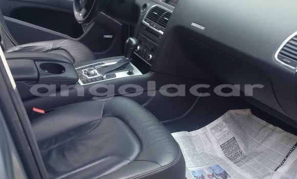Acheter Occasion Voiture Audi Q7 Gris à Luanda, Province de Luanda Acheter Occasion Voiture Audi Q7 Gris à Luanda, Province de Luanda