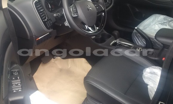 Buy Used Mitsubishi Outlander Silver Car in Luanda in Luanda Province Buy Used Mitsubishi Outlander Silver Car in Luanda in Luanda Province