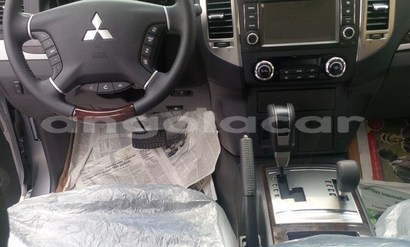 Acheter Occasion Voiture Mitsubishi Pajero Gris à Luanda, Province de Luanda Acheter Occasion Voiture Mitsubishi Pajero Gris à Luanda, Province de Luanda