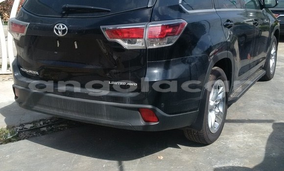 Buy Used Toyota Highlander Blue Car in Luanda in Luanda Province Buy Used Toyota Highlander Blue Car in Luanda in Luanda Province