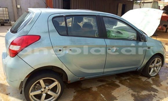 Acheter Occasion Voiture Hyundai i20 Vert à Luanda, Province de Luanda Acheter Occasion Voiture Hyundai i20 Vert à Luanda, Province de Luanda