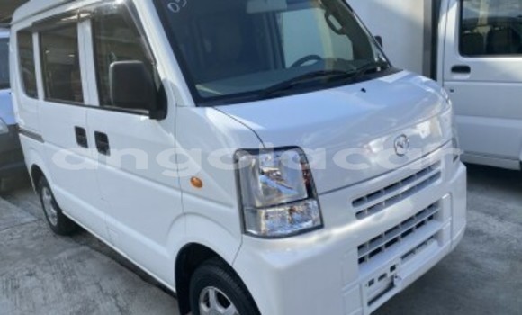 Buy Used Mazda 2 White Car in Luanda in Luanda Province Buy Used Mazda 2 White Car in Luanda in Luanda Province