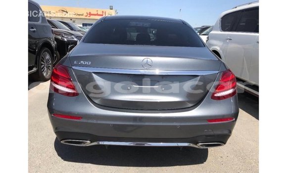 Comprar Importar Mercedes-Benz 200 Outro Carro em Import - Dubai em Bengo Province Comprar Importar Mercedes-Benz 200 Outro Carro em Import - Dubai em Bengo Province