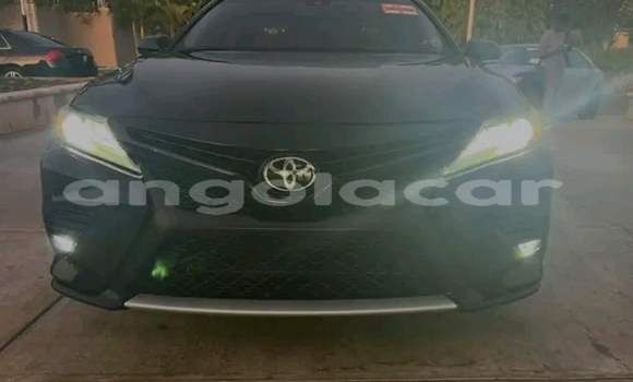 Buy Used Toyota Camry Black Car in Luanda in Luanda Province