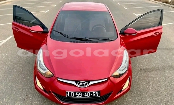 Acheter Occasion Voiture Hyundai Elantra Rouge à Luanda, Province de Luanda