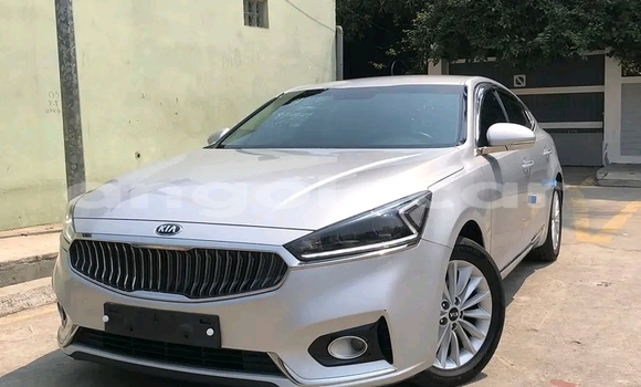 Buy Used Kia K7 Other Car in Luanda in Luanda Province