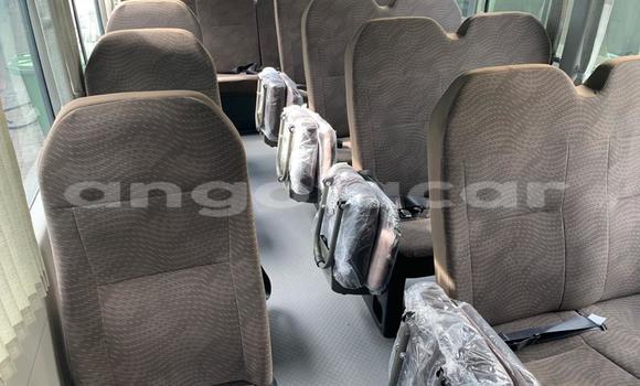 Acheter Occasion Voiture Toyota Coaster Blanc à Luanda, Province de Luanda Acheter Occasion Voiture Toyota Coaster Blanc à Luanda, Province de Luanda