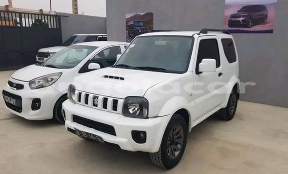 Acheter Occasion Voiture Suzuki Jimny Blanc à Luanda, Province de Luanda Acheter Occasion Voiture Suzuki Jimny Blanc à Luanda, Province de Luanda