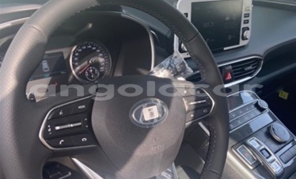 Buy Used Hyundai Santa Fe Black Car in Luanda in Luanda Province Buy Used Hyundai Santa Fe Black Car in Luanda in Luanda Province