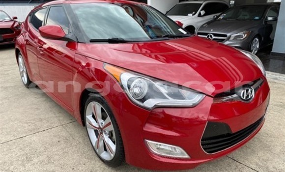 Acheter Occasion Voiture Hyundai Veloster Rouge à Luanda, Province de Luanda Acheter Occasion Voiture Hyundai Veloster Rouge à Luanda, Province de Luanda