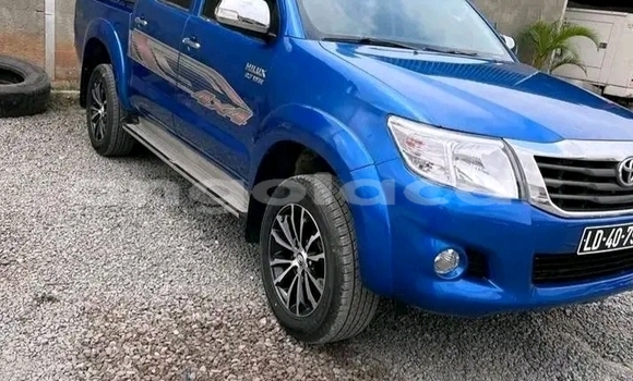 Comprar Usado Toyota Hilux Azul Carro em Luanda em Luanda Province Comprar Usado Toyota Hilux Azul Carro em Luanda em Luanda Province