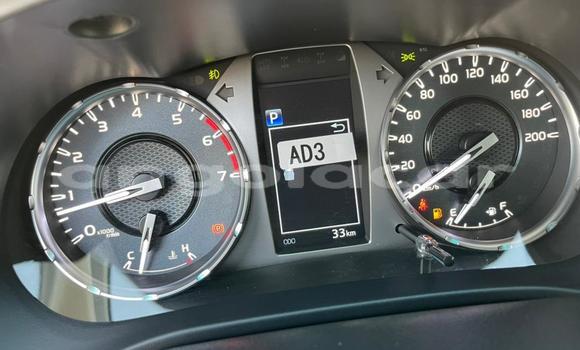 Acheter Neuf Voiture Toyota Hilux Noir à Luanda, Province de Luanda Acheter Neuf Voiture Toyota Hilux Noir à Luanda, Province de Luanda