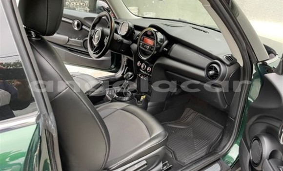 Buy Used Mini Cooper S clubman Green Car in Luanda in Luanda Province Buy Used Mini Cooper S clubman Green Car in Luanda in Luanda Province