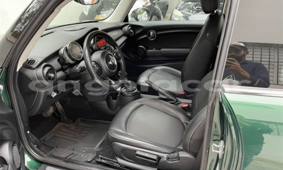 Buy Used Mini Cooper S clubman Green Car in Luanda in Luanda Province Buy Used Mini Cooper S clubman Green Car in Luanda in Luanda Province