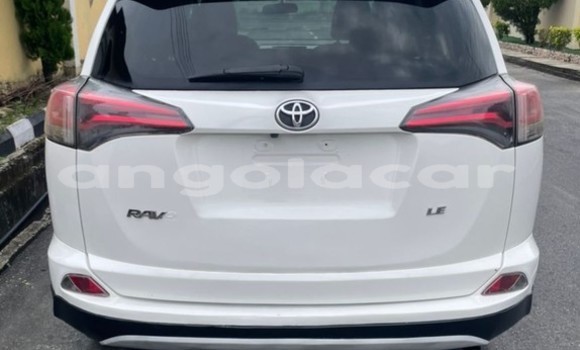 Comprar Usado Toyota RAV4 Branco Carro em Luanda em Luanda Province Comprar Usado Toyota RAV4 Branco Carro em Luanda em Luanda Province