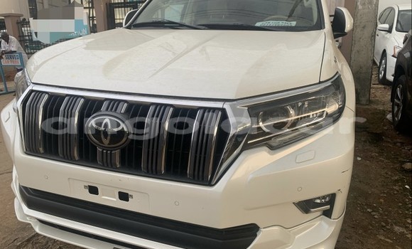 Buy Used Toyota Land Cruiser Prado White Car in Luanda in Luanda Province Buy Used Toyota Land Cruiser Prado White Car in Luanda in Luanda Province