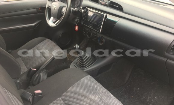Buy Used Toyota Hilux White Car in Luanda in Luanda Province Buy Used Toyota Hilux White Car in Luanda in Luanda Province