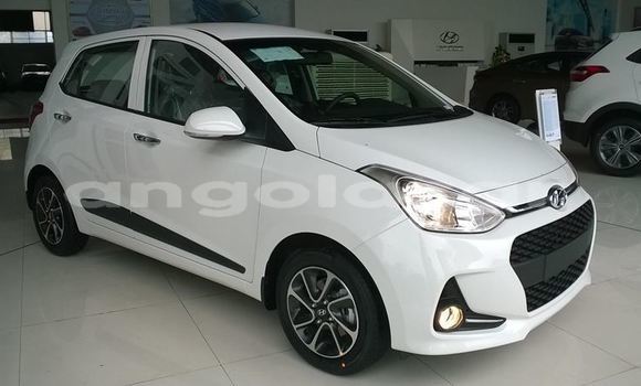 Acheter Occasion Voiture Hyundai i10 Blanc à Luanda, Province de Luanda Acheter Occasion Voiture Hyundai i10 Blanc à Luanda, Province de Luanda