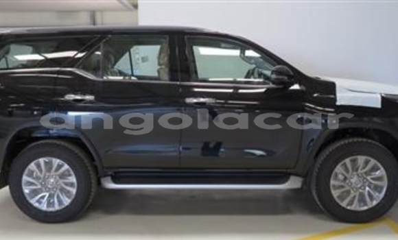 Buy Used Toyota Fortuner Black Car in Luanda in Luanda Province Buy Used Toyota Fortuner Black Car in Luanda in Luanda Province