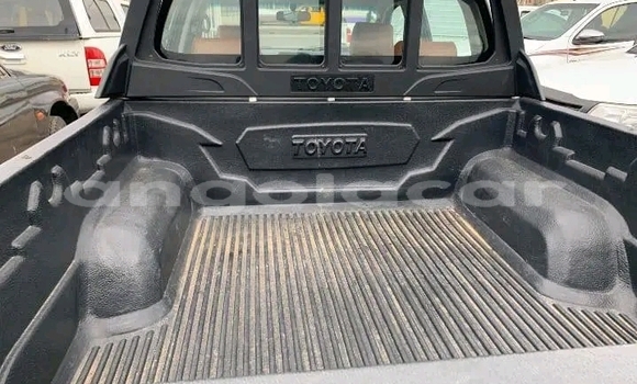 Acheter Occasion Voiture Toyota Hiluxe VIGO Blanc à Luanda, Province de Luanda Acheter Occasion Voiture Toyota Hiluxe VIGO Blanc à Luanda, Province de Luanda