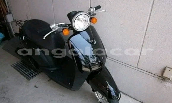 Acheter Occasion Moto Yamaha Jog Noir à Luanda, Province de Luanda Acheter Occasion Moto Yamaha Jog Noir à Luanda, Province de Luanda