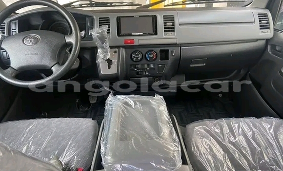 Acheter Occasion Voiture Toyota Hiace Noir à Luanda, Province de Luanda Acheter Occasion Voiture Toyota Hiace Noir à Luanda, Province de Luanda