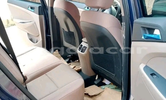 Acheter Occasion Voiture Hyundai Tucson Bleu à Luanda, Province de Luanda Acheter Occasion Voiture Hyundai Tucson Bleu à Luanda, Province de Luanda