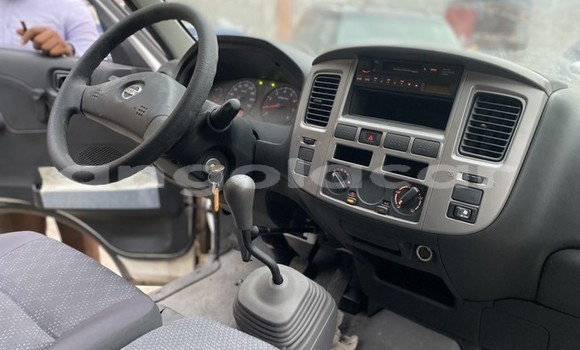 Comprar Usado Nissan Urvan Branco Carro em Luanda em Luanda Province Comprar Usado Nissan Urvan Branco Carro em Luanda em Luanda Province