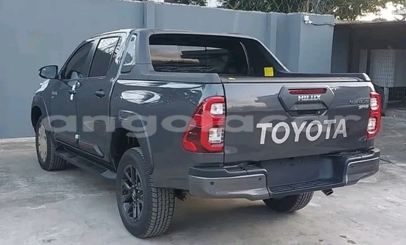 Buy Used Toyota Hilux Black Car in Luanda in Luanda Province Buy Used Toyota Hilux Black Car in Luanda in Luanda Province