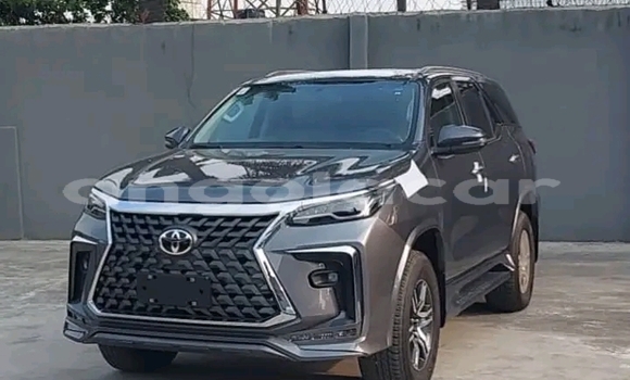 Comprar Usado Toyota Fortuner Preto Carro em Luanda em Luanda Province Comprar Usado Toyota Fortuner Preto Carro em Luanda em Luanda Province