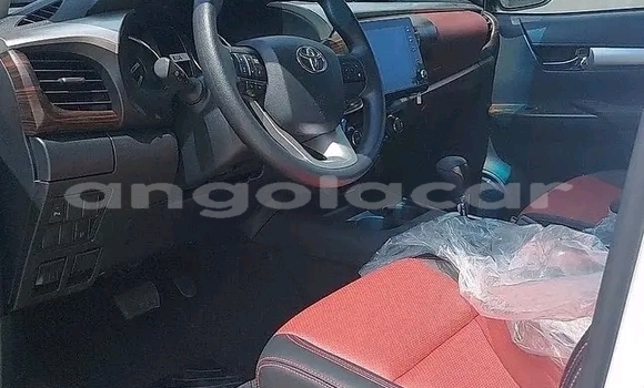 Buy Used Toyota Hilux Black Car in Luanda in Luanda Province Buy Used Toyota Hilux Black Car in Luanda in Luanda Province