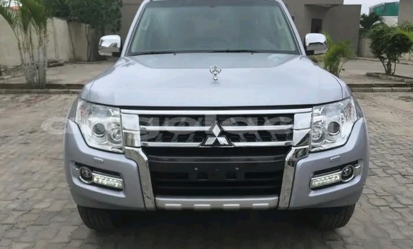 Comprar Usado Mitsubishi Pajero Outro Carro em Luanda em Luanda Province Comprar Usado Mitsubishi Pajero Outro Carro em Luanda em Luanda Province