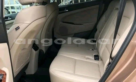 Acheter Occasion Voiture Hyundai Tucson Marron à Luanda, Province de Luanda Acheter Occasion Voiture Hyundai Tucson Marron à Luanda, Province de Luanda
