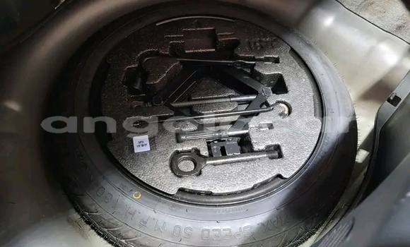 Comprar Usado Hyundai Veloster Prata Carro em Luanda em Luanda Province Comprar Usado Hyundai Veloster Prata Carro em Luanda em Luanda Province